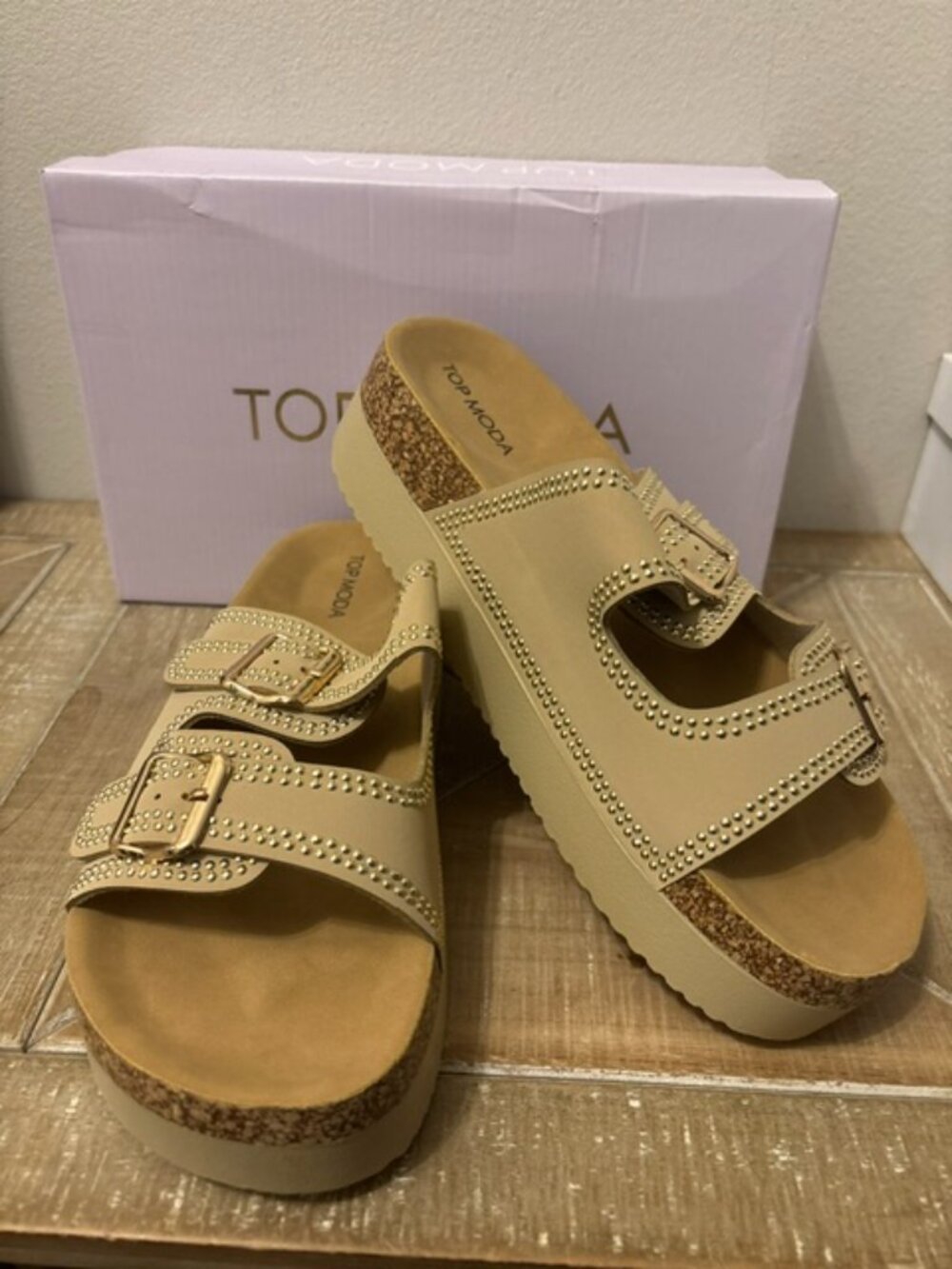 NEW Top Moda Avril Platform Slide Sandals Beige Nubuck Women Size 10